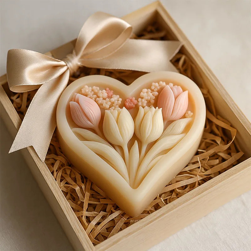 Soap Making Book For Beginners - Silicone Mold for Heart-shaped Tulip Candles