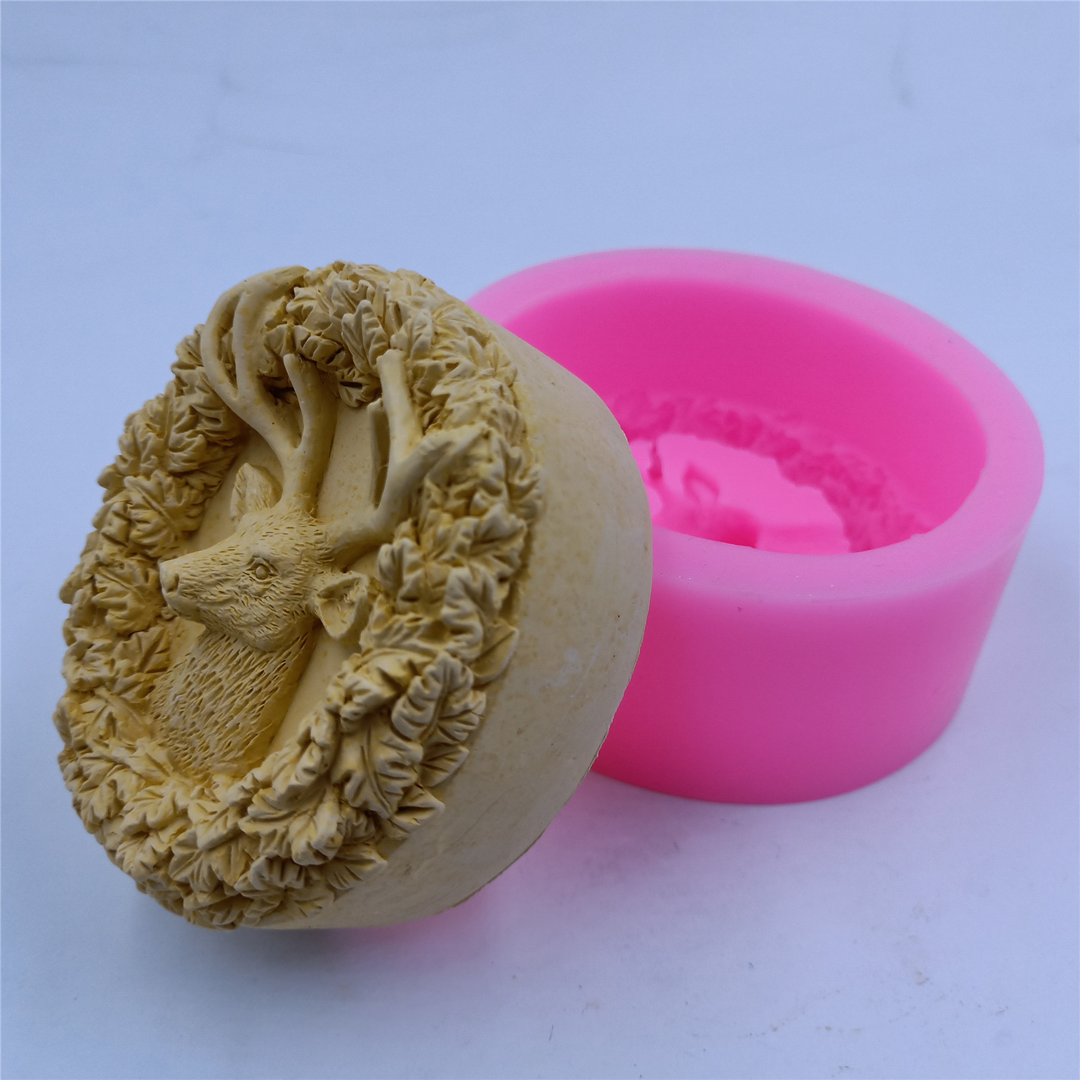 Deer Design Soap Silicone Mold - огляд і ціна Soap Making Lye