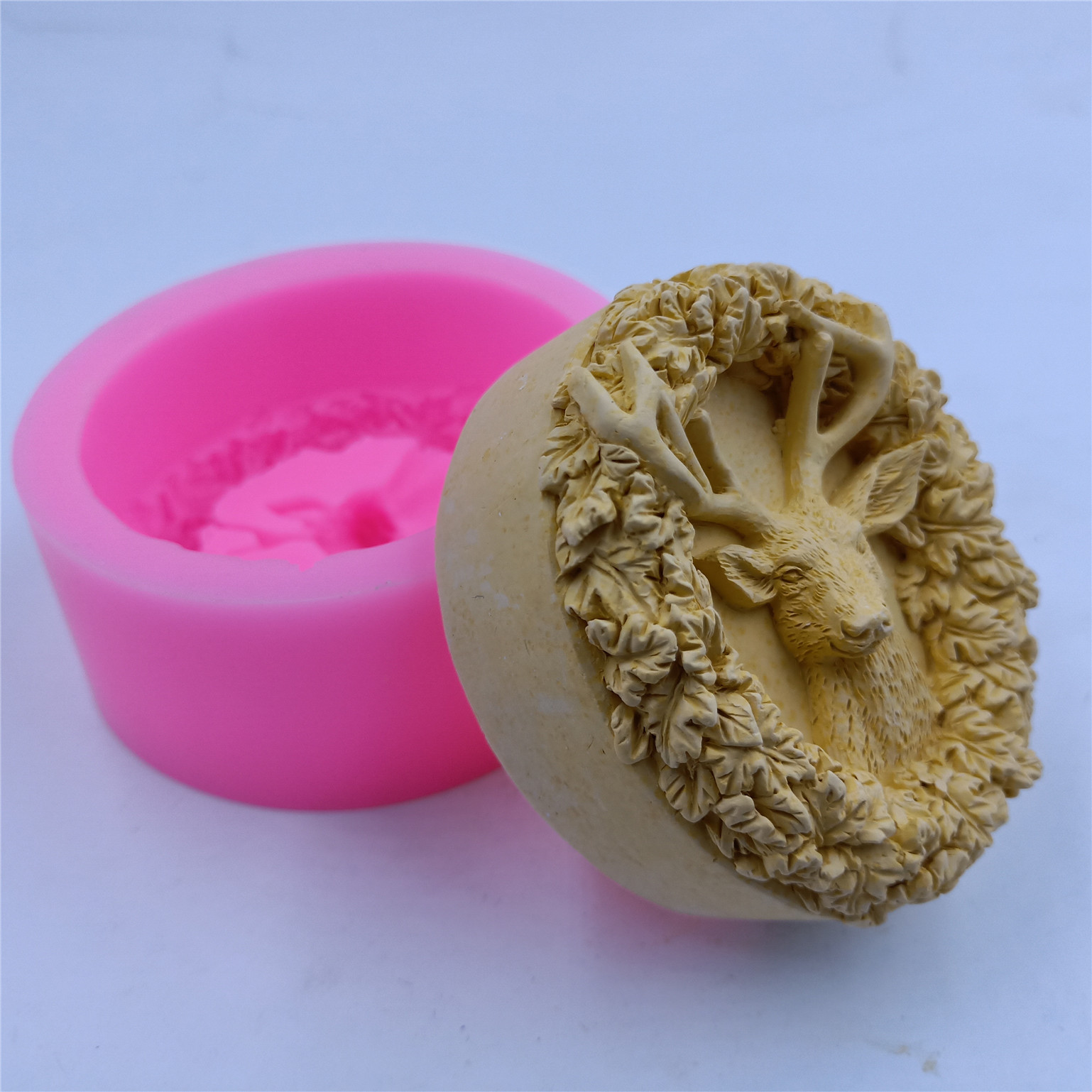 Deer Design Soap Silicone Mold - огляд і ціна Soap Making Lye